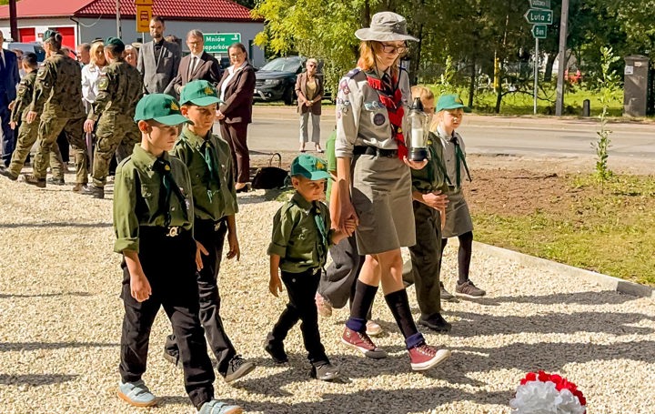 Krasna 25